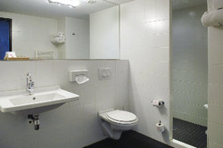 Imagen general del Hotel L Ermitage. Foto 4