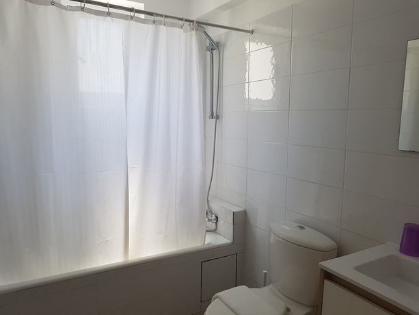 Imagen de la habitación del Hotel L\' Eros. Foto 13