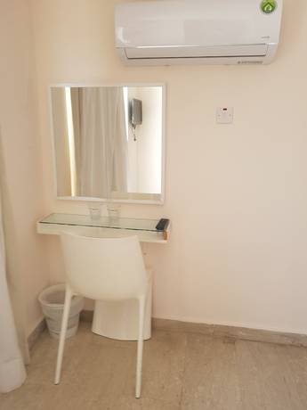 Imagen de la habitación del Hotel L\' Eros. Foto 16