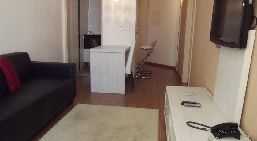 Imagen de la habitación del Hotel L HIRONDELLE. Foto 3