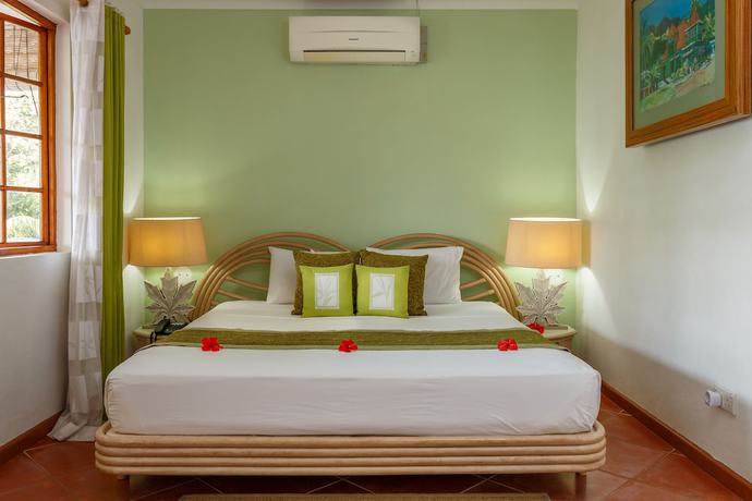 Imagen de la habitación del Hotel L Habitation Cerf. Foto 7