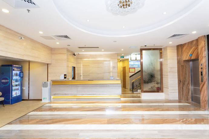 Imagen de los interiores del Hotel L Lianhua. Foto 19