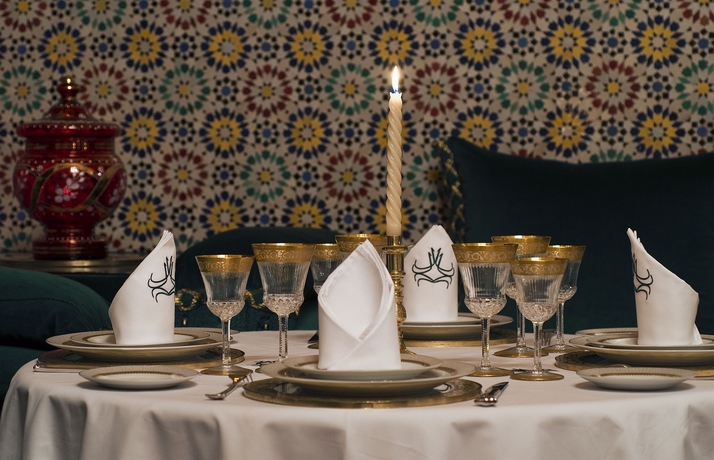 Imagen del bar/restaurante del Hotel L Mansion Guest Palace. Foto 4