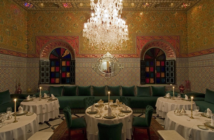 Imagen del bar/restaurante del Hotel L Mansion Guest Palace. Foto 5