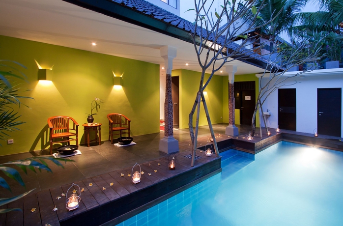 Imagen de la piscina del Hotel L Seminyak. Foto 15