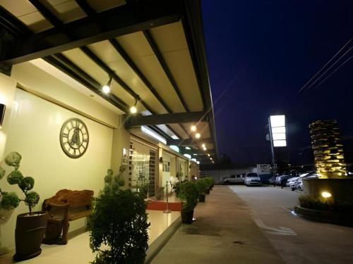 Imagen general del Hotel L Square. Foto 11