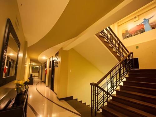 Imagen general del Hotel L Square. Foto 15