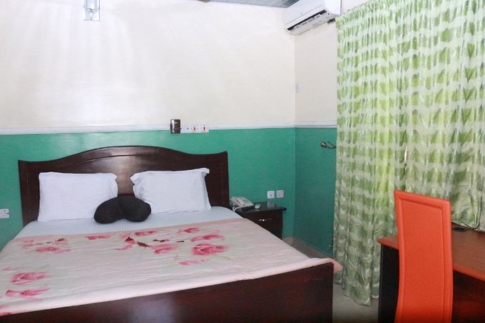 Imagen de la habitación del Hotel L and L Executives and Suites. Foto 9