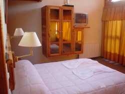 Imagen de la habitación del Hotel LA CAMILA. Foto 4