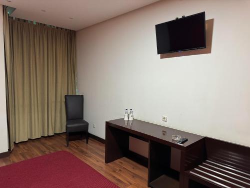Imagen general del Hotel LA CANTUE&Ntilde;A. Foto 12