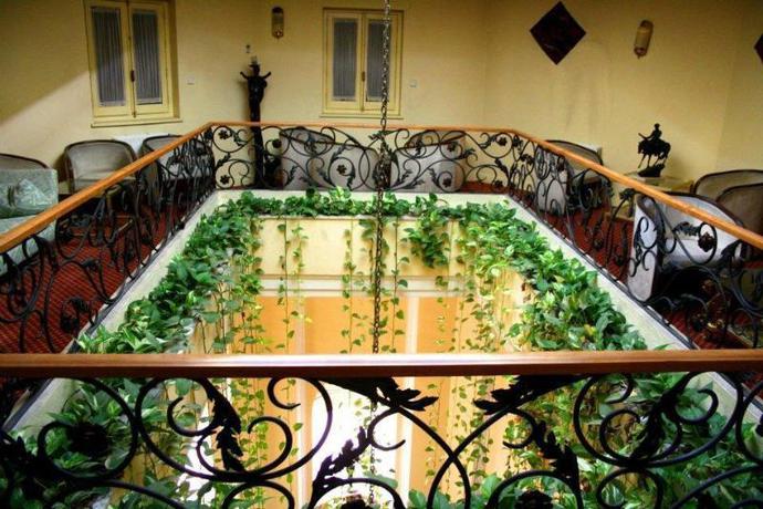 Imagen de los interiores del Hotel LA CASA GRANDE, Baena. Foto 5