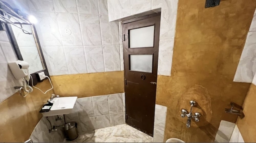 Imagen de la habitación del Hotel LA KAMP RESORT. Foto 18