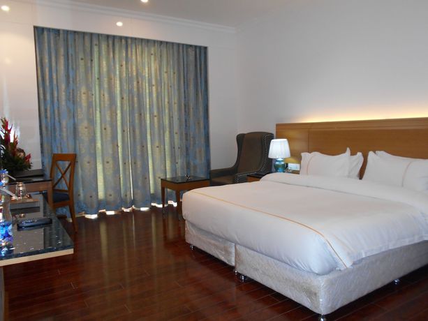 Imagen de la habitación del Hotel LA Marvella A Sarovar Premiere Hotel. Foto 8