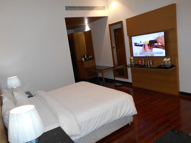 Imagen de la habitación del Hotel LA Marvella A Sarovar Premiere Hotel. Foto 12