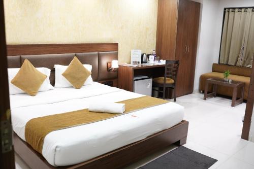 Imagen de la habitación del Hotel LA PEARL, Bhopal. Foto 20