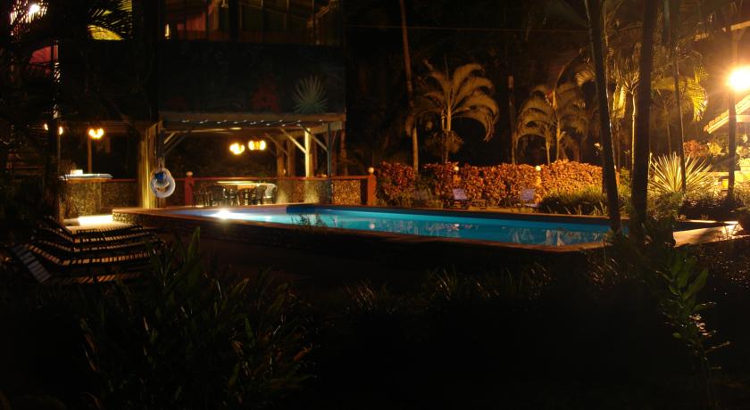 Imagen de los interiores del Hotel LA PERLA NEGRA. Foto 9