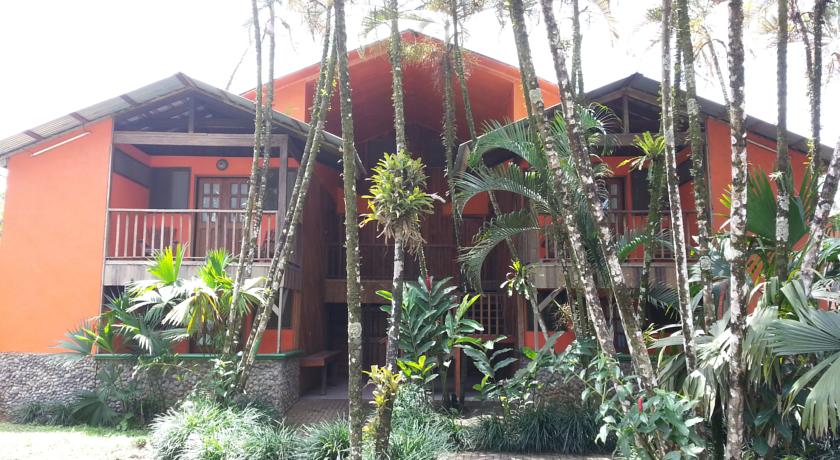 Imagen de los exteriores del Hotel LA PERLA NEGRA. Foto 6