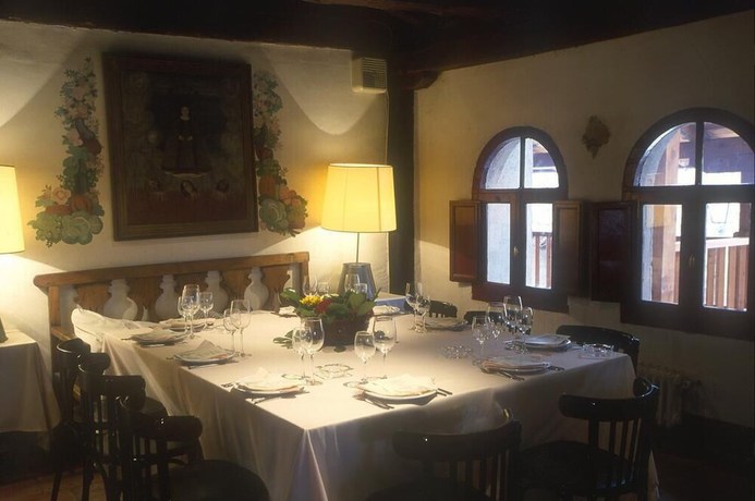 Imagen del bar/restaurante del Hotel LA POSADA DEL RANCHO. Foto 2