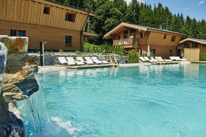 Imagen general del Hotel LA SOA Chalets and Eventlodge. Foto 6