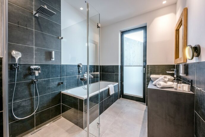 Imagen general del Hotel LA SOA Chalets and Eventlodge. Foto 9