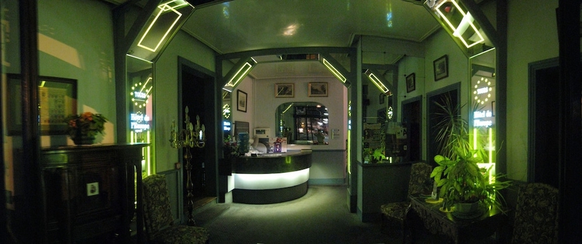 Imagen de los interiores del Hotel LABE H&ocirc;tel Tours Centre Gare. Foto 16