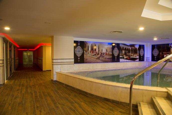 Imagen general del Hotel LABRANDA Gulluk Princess. Foto 7