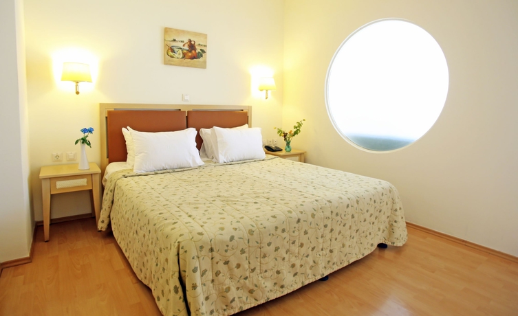 Imagen de la habitación del Hotel LABRANDA Miraluna Village. Foto 13