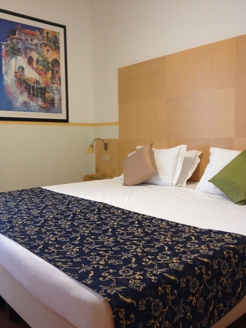 Imagen de la habitación del Hotel LAERTE PALACE. Foto 9