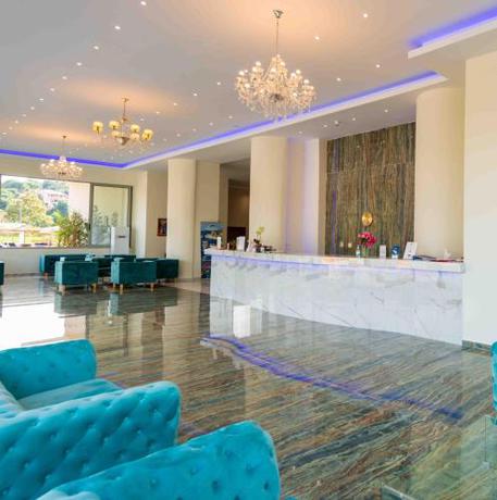 Imagen general del Hotel LAGUNA HOLIDAY RESORT. Foto 15