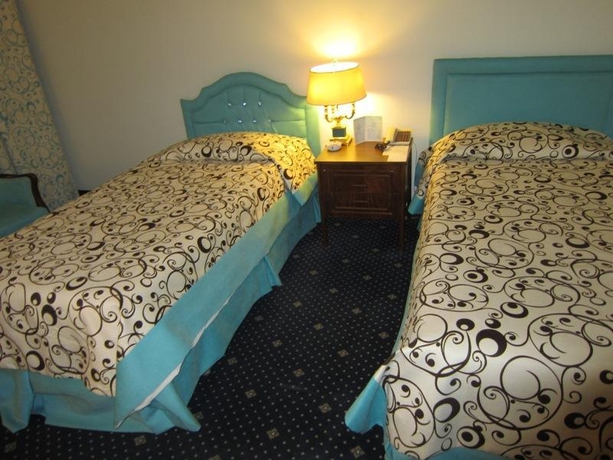 Imagen general del Hotel LALEH. Foto 8