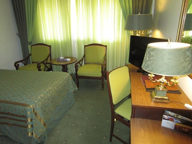 Imagen general del Hotel LALEH. Foto 9