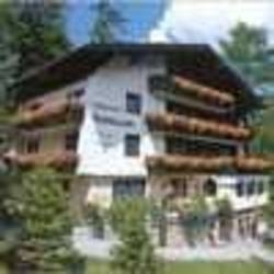Imagen general del Hotel LANDHAUS GLETSCHERM&Uuml;HLE. Foto 5