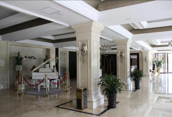 Imagen de los interiores del Hotel LANDI FASHION PARK. Foto 15