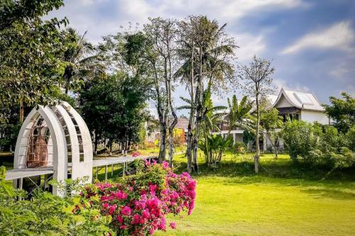 Imagen general del Hotel LARNG YAY&nbsp; Riverview Resort. Foto 6