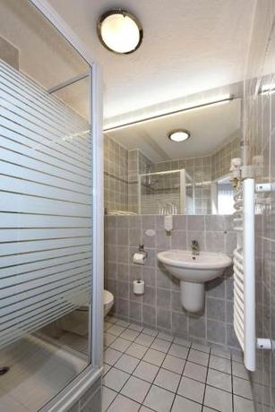 Imagen de la habitación del Hotel LAT & Apartmenthaus Berlin. Foto 16