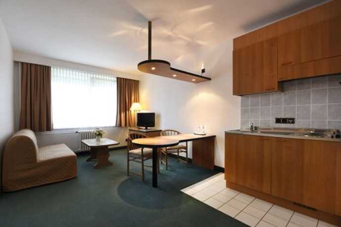 Imagen de la habitación del Hotel LAT and Apartmenthaus Berlin. Foto 17