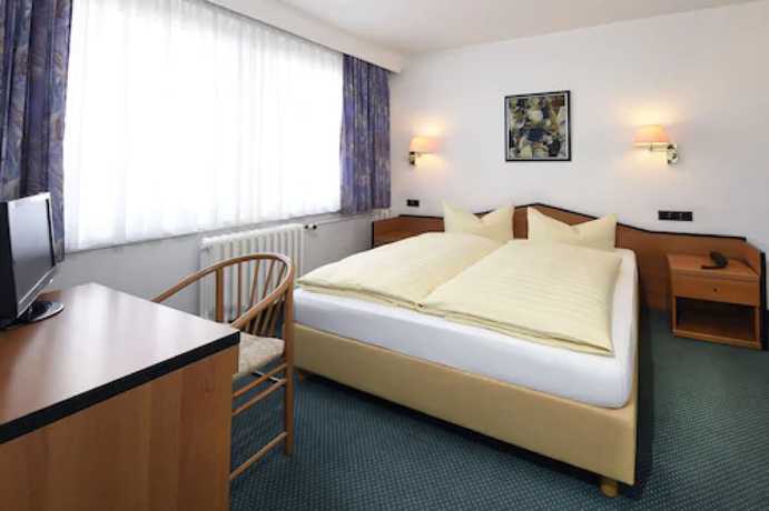 Imagen de la habitación del Hotel LAT and Apartmenthaus Berlin. Foto 18