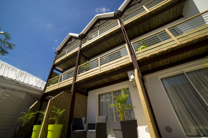 Imagen de los exteriores del Hotel LATITUDE 21. Foto 10