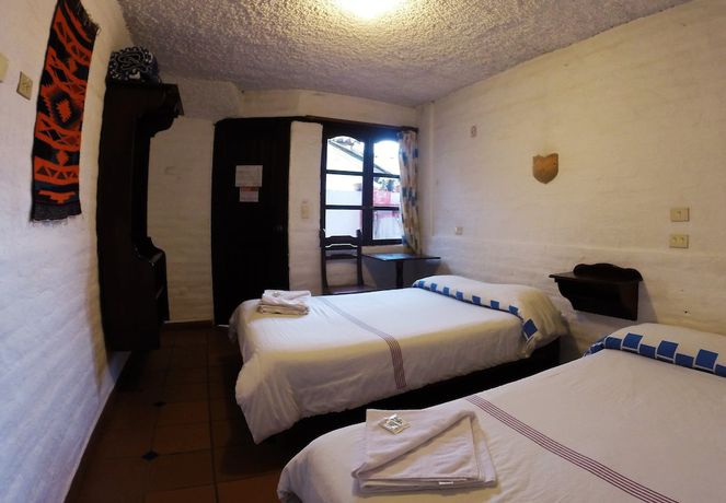 Imagen de la habitación del Hotel L\'AUBERGE INN - Hostel. Foto 8