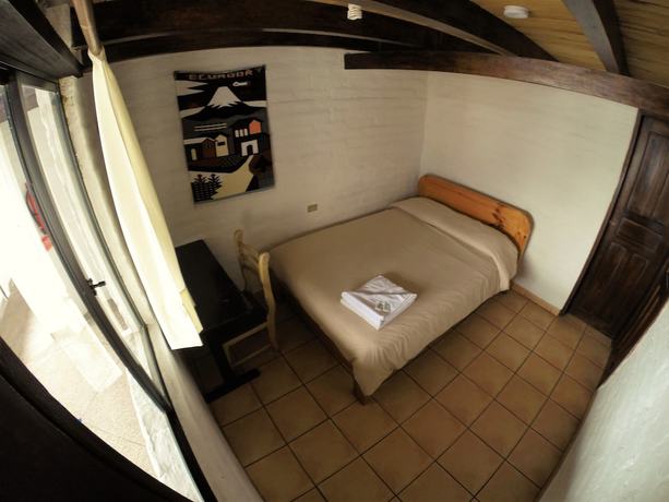 Imagen de la habitación del Hotel L\'AUBERGE INN - Hostel. Foto 17