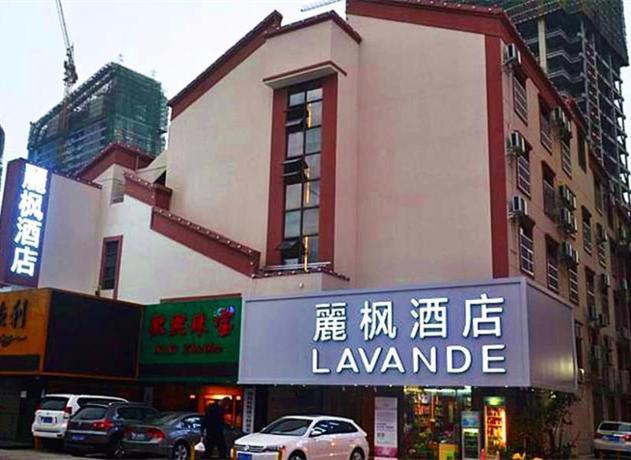 Imagen general del Hotel LAVANDE HOTEL ZHUHAI GONGBEI PORT LIGHT RAIL STATION. Foto 1