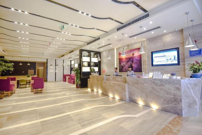 Imagen general del Hotel LAVANDE HOTELS LIUPANSHUI ANCIENT TOWN. Foto 2