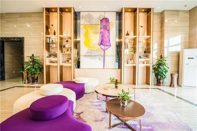 Imagen general del Hotel LAVANDE HOTELS LUZHOU BUBUGAO XINTIANDI. Foto 3