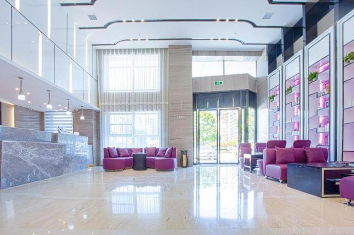 Imagen general del Hotel LAVANDE HOTELS NANCHANG QINGSHANHU WANDA. Foto 1
