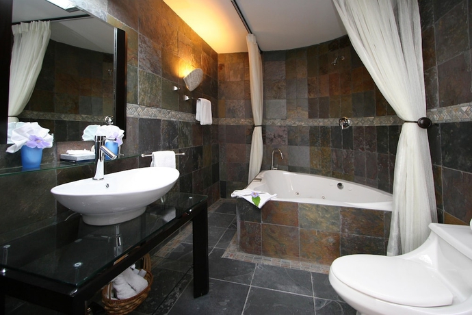 Imagen de la habitación del Hotel LAYAN & Spa. Foto 13