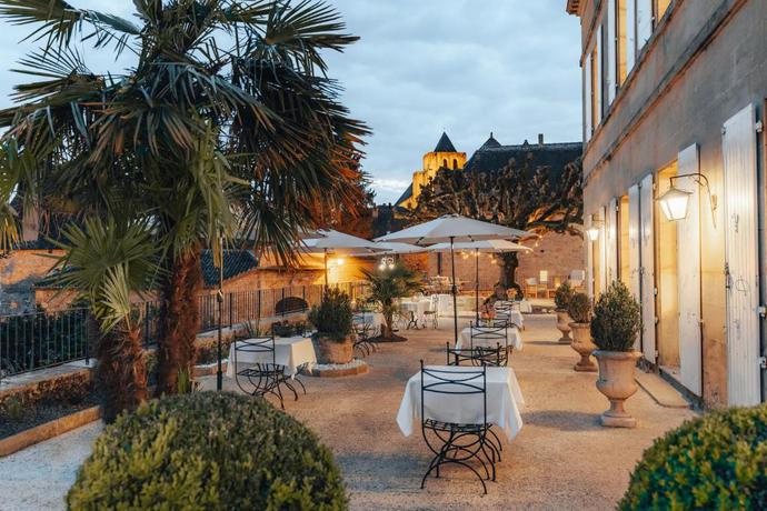 Imagen del bar/restaurante del Hotel L'Abbaye, Saint-Cyprien. Foto 2