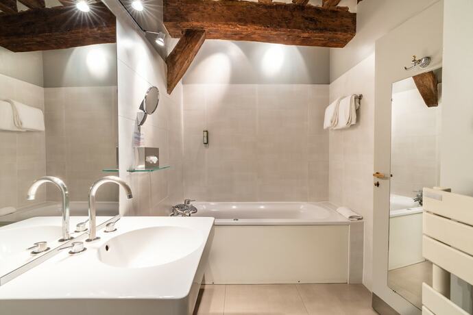 Imagen general del Hotel L'Absinthe. Foto 2