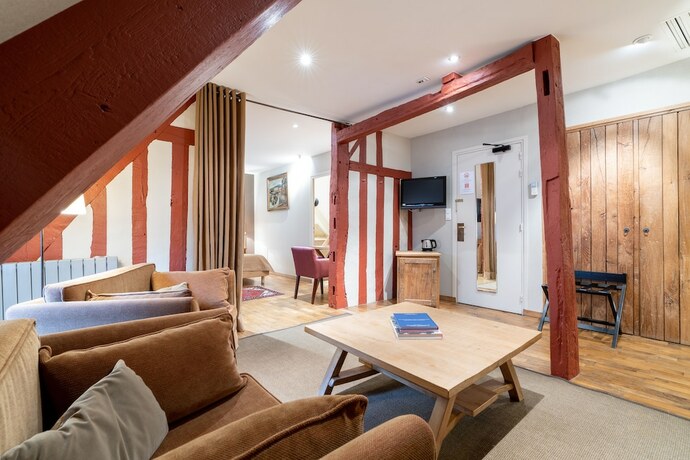 Imagen de la habitación del Hotel L'Absinthe. Foto 19