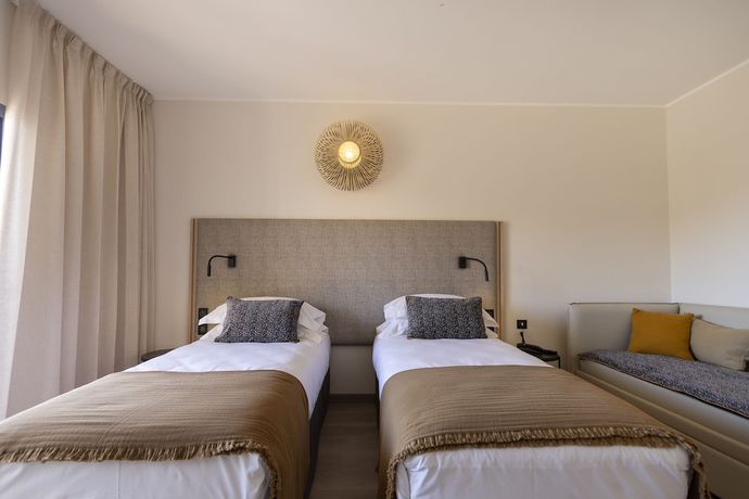 Imagen de la habitación del Hotel L'Acquale. Foto 17