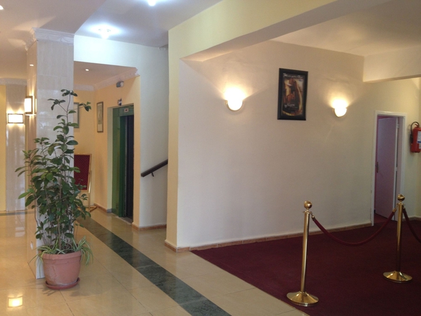 Imagen de los interiores del Hotel L'Aeroport. Foto 12